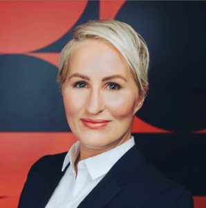 Bridget Burns headshot