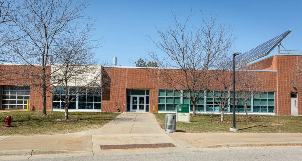 Delta College is the home of the Chemical Process Fast Start™ training program in partnership with Dow Chemical and Great Lakes Bay Michigan Works!.