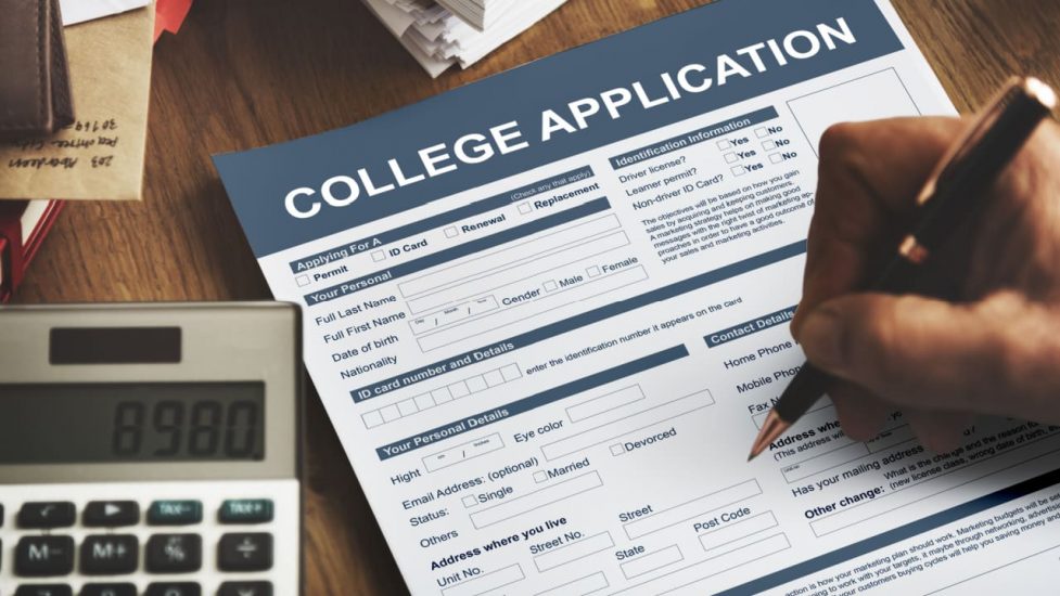 COLLEGE APPLICATION