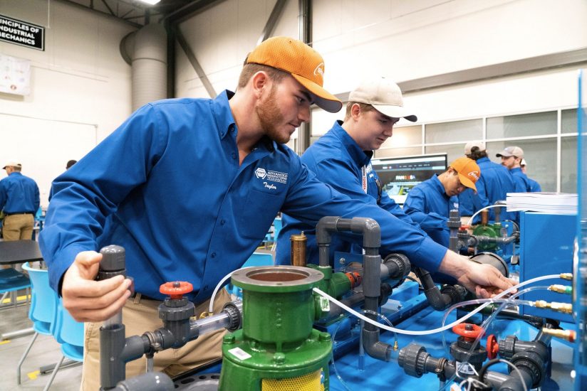 FAME-LINE-OF-WORKERS-David-Bohrer-National-Association-of-Manufacturers-scaled