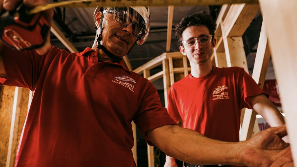 Mariposa County College in Tempe Arizona offers a skilled trade training program