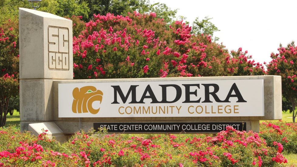 Madera_Sign widescreen