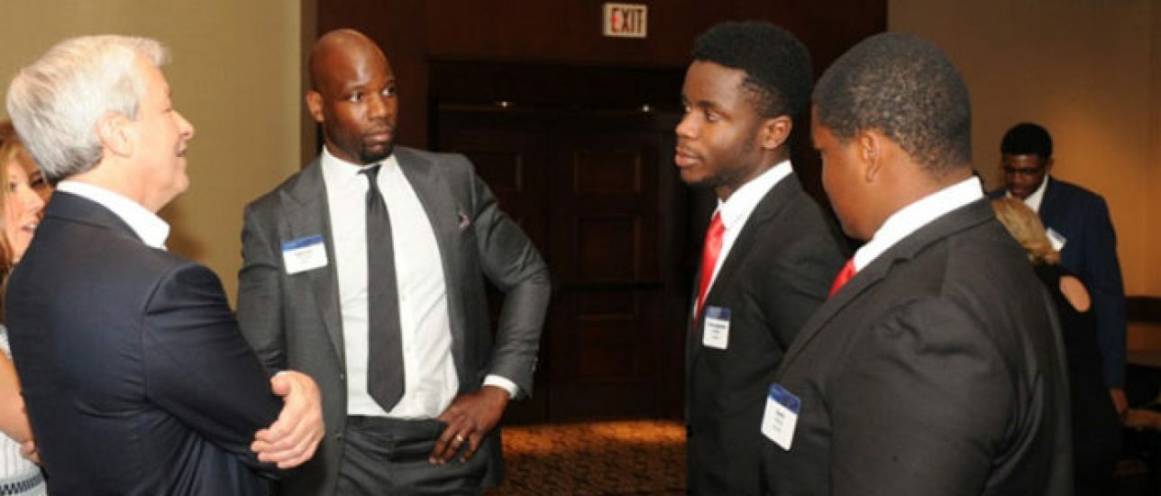 TFI-Students-with-Jamie-Dimon-696x392